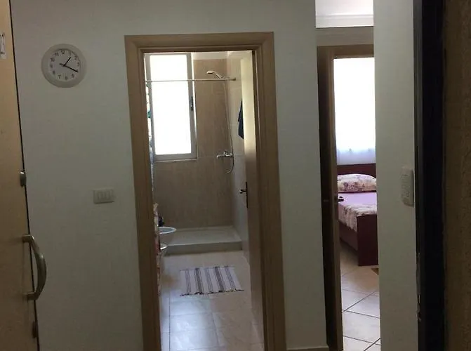 Lejlighed Shtepi Plazhi