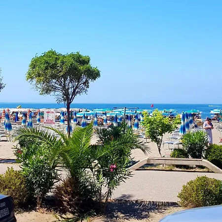 Apartmán Shtepi Plazhi