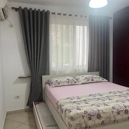 Shtepi Plazhi Apartment *